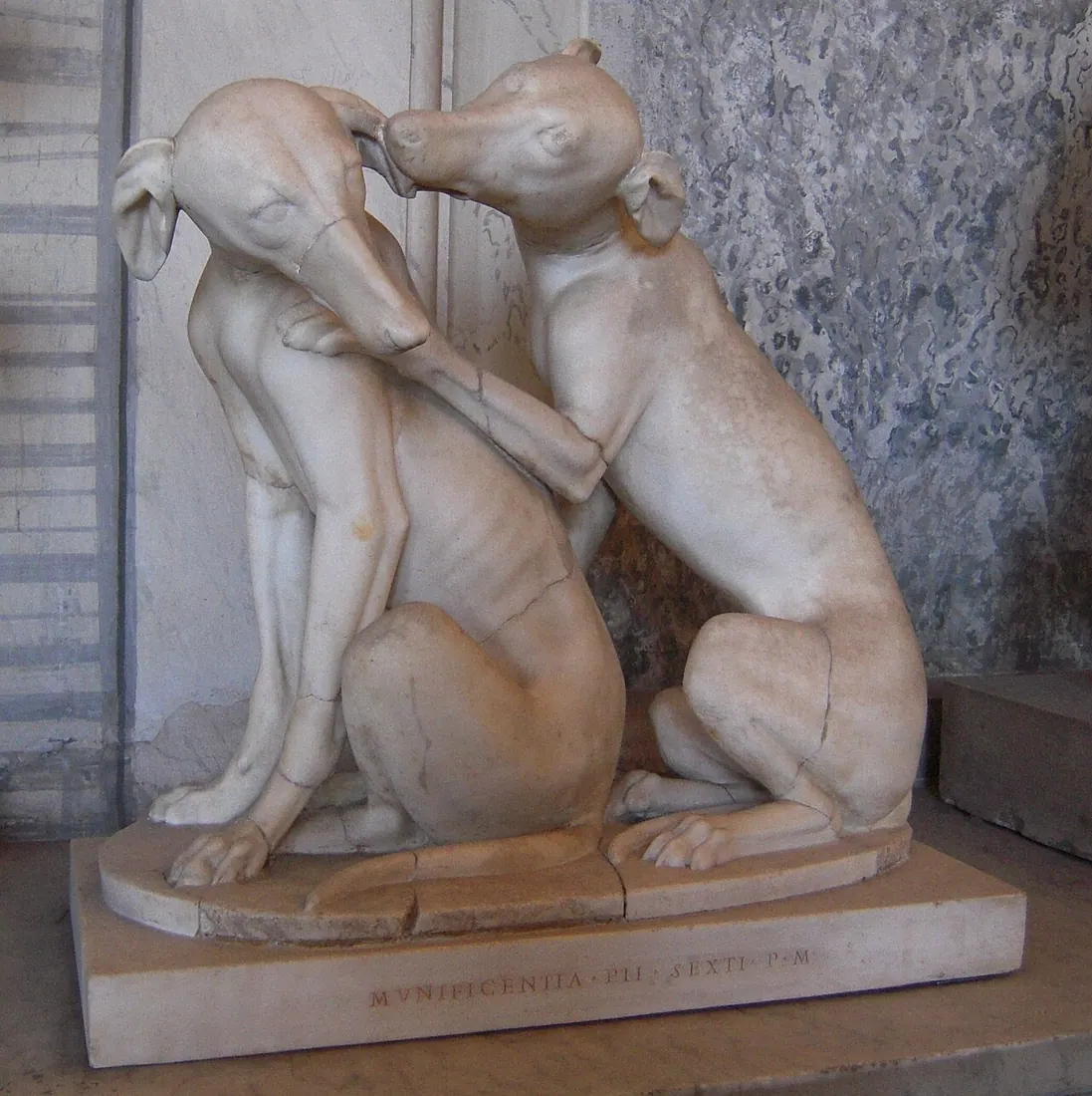 Levrieri, II sec. d.C. Da Lanuvio, scavi nella Villa di Antonino a Monte Cagnolo. Museo Pio Clementino, Sala degli Anima